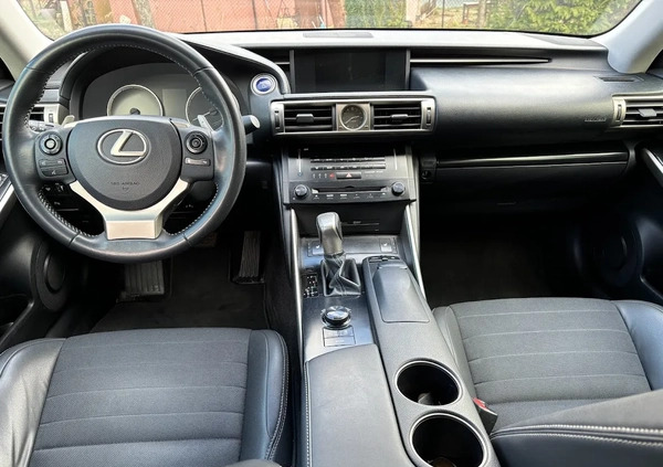 Lexus IS cena 67900 przebieg: 215200, rok produkcji 2013 z Łódź małe 529